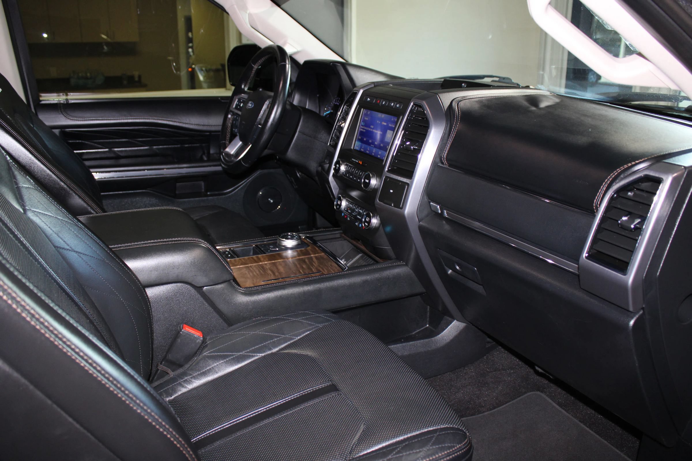Used 2020 Ford Expedition Platinum RWD image 39