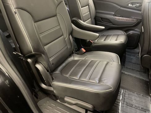 Used 2023 GMC Acadia Denali w/ Denali Ultimate Package image 20