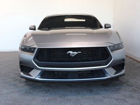 Used 2025 Ford Mustang Premium RWD image 2