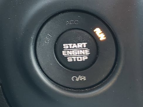 Used 2019 Jeep Wrangler Rubicon w/ Cold Weather Group image 26