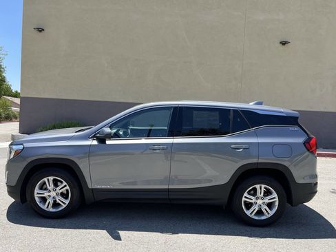 Used 2020 GMC Terrain SLE image 9