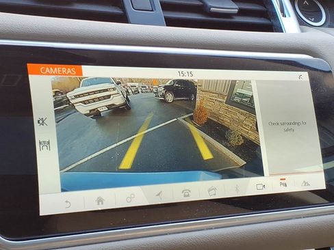 Used 2018 Land Rover Range Rover Sport HSE image 12