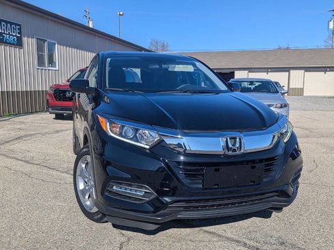 Used 2022 Honda HR-V LX image 1