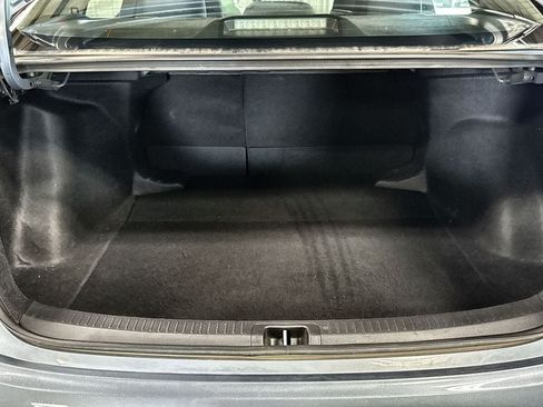Used 2025 Toyota Corolla LE FWD image 28