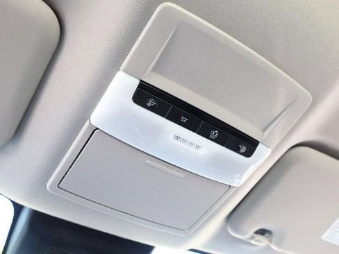 Certified 2025 Nissan Sentra SV FWD image 17