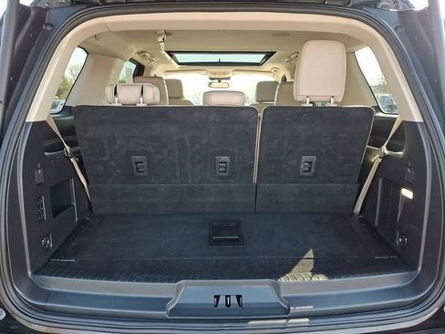 Used 2024 Ford Expedition Limited AWD/4WD image 29