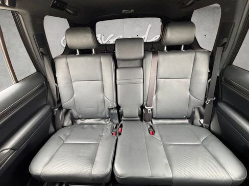 Used 2023 Lexus GX 460 Luxury image 22