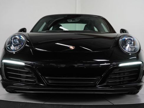 Used 2017 Porsche 911 Targa 4 AWD/4WD image 16