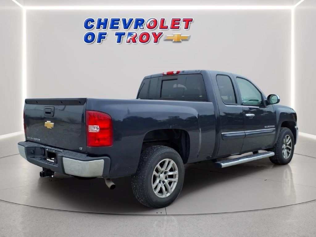 Used 2013 Chevrolet Silverado 1500 LT w/ All-Star Edition RWD image 9