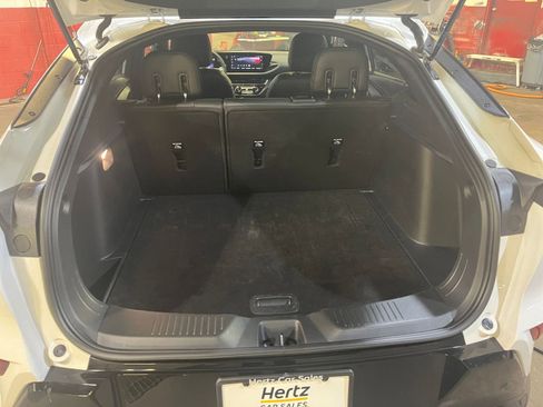 Used 2025 Buick Envista Sport Touring image 30