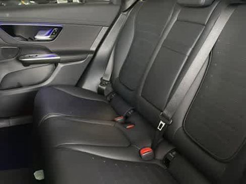 Certified 2026 Mercedes-Benz GLC 300 4MATIC image 31