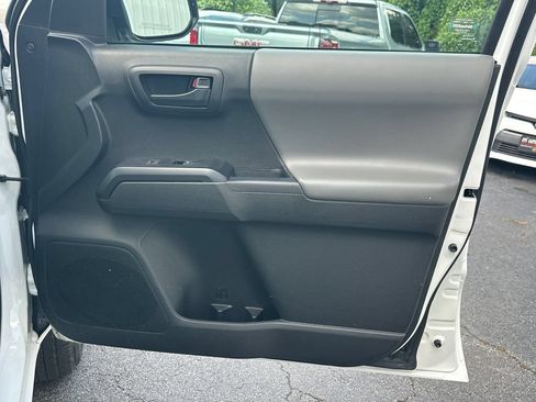 Used 2023 Toyota Tacoma SR RWD image 15