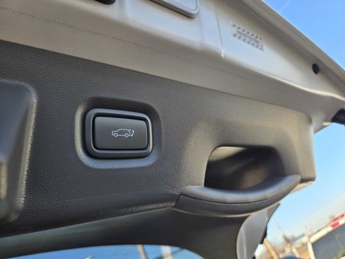 Used 2024 Hyundai Ioniq 5 SEL image 39