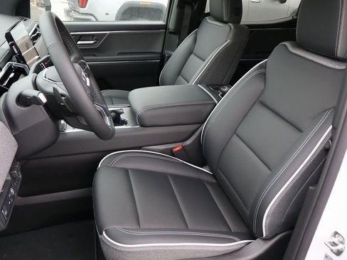 New 2026 GMC Sierra EV Elevation image 13