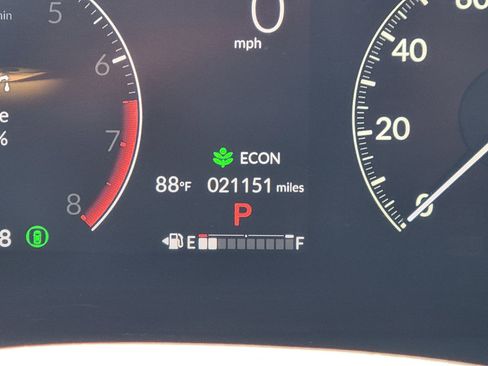 Used 2024 Honda CR-V LX image 26