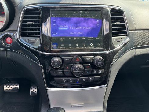 Used 2020 Jeep Grand Cherokee SRT w/ Trailer Tow Group IV AWD/4WD image 13