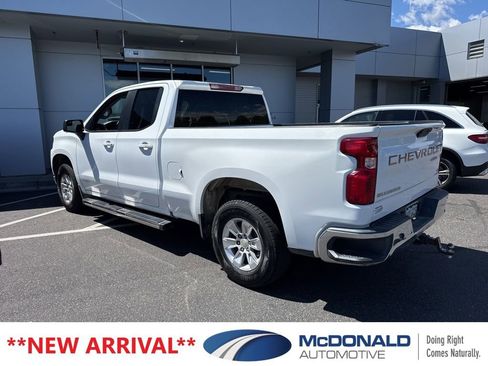 Used 2019 Chevrolet Silverado 1500 LT w/ All-Star Edition AWD/4WD image 2