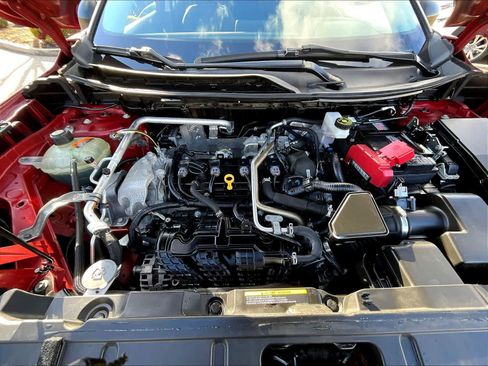 Used 2021 Nissan Rogue S image 27