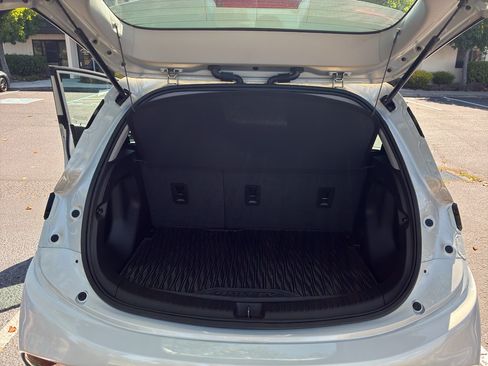 Used 2023 Chevrolet Bolt LT FWD image 43