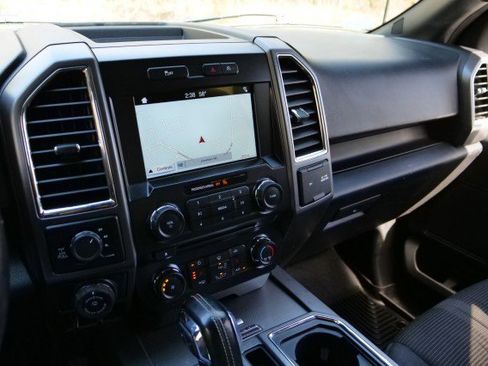 Used 2017 Ford F150 XLT w/ Equipment Group 302A Luxury image 11