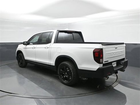 New 2026 Honda Ridgeline Black Edition image 5