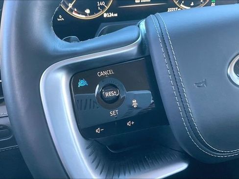 Certified 2025 INFINITI QX80 Sensory image 18