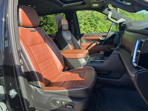 Used 2024 GMC Sierra 1500 Denali Ultimate AWD/4WD image 24