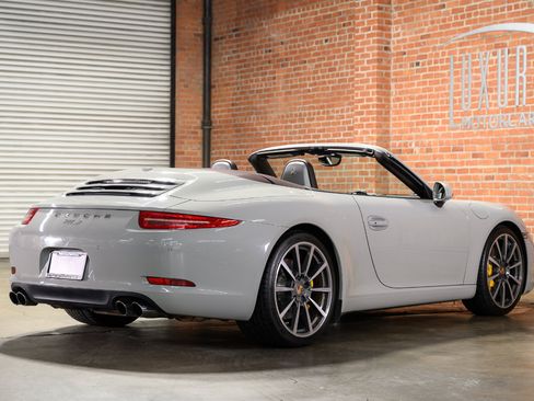 Used 2013 Porsche 911 Carrera S image 8