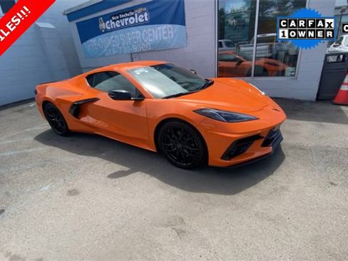 Used 2023 Chevrolet Corvette Stingray Coupe w/ 1LT image 3