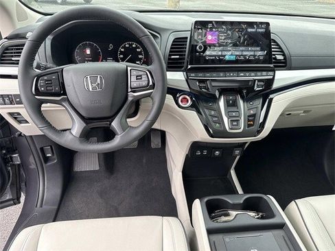 New 2026 Honda Odyssey Touring image 20