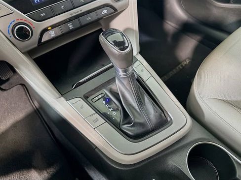 Used 2018 Hyundai Elantra Value Edition image 20
