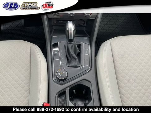 Used 2021 Volkswagen Tiguan S image 17