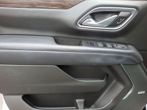 Used 2021 Chevrolet Tahoe LT image 13