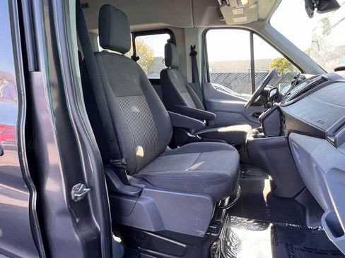 Used 2019 Ford Transit 350 XLT RWD image 4