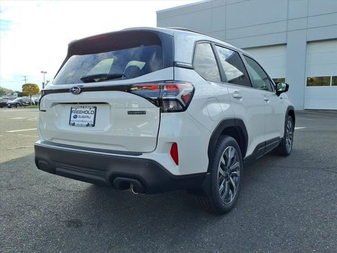 New 2025 Subaru Forester Touring image 16