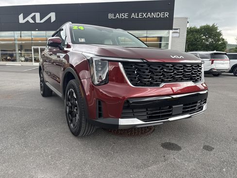 Certified 2024 Kia Sorento S AWD/4WD image 1