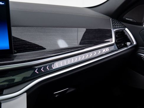 New 2026 BMW X6 xDrive40i w/ Executive Package image 30