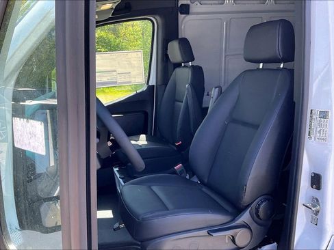 New 2025 Mercedes-Benz Sprinter 2500 image 8