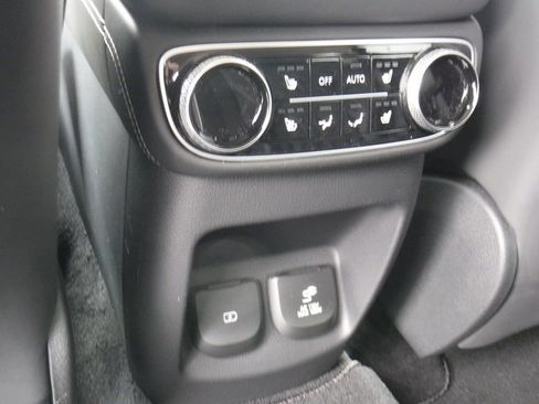 Used 2024 Genesis GV80 3.5T w/ Prestige Package image 58