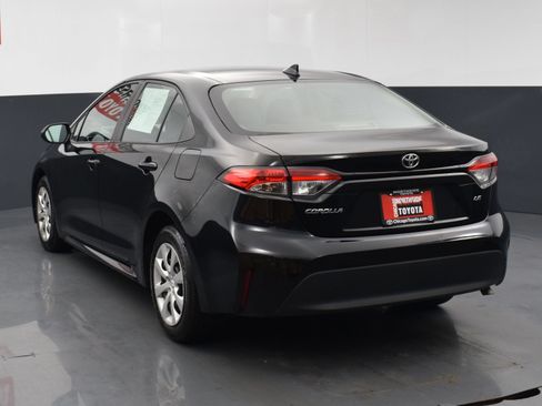 Used 2024 Toyota Corolla LE FWD image 3