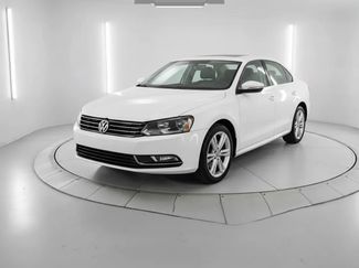 Used 2014 Volkswagen Passat TDI SE image 1