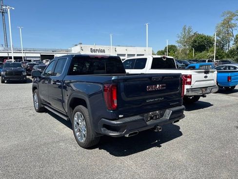 Used 2023 GMC Sierra 1500 Denali w/ Denali Reserve Package AWD/4WD image 5