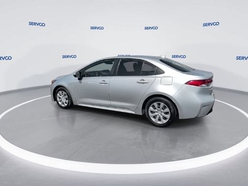 Used 2023 Toyota Corolla LE image 5