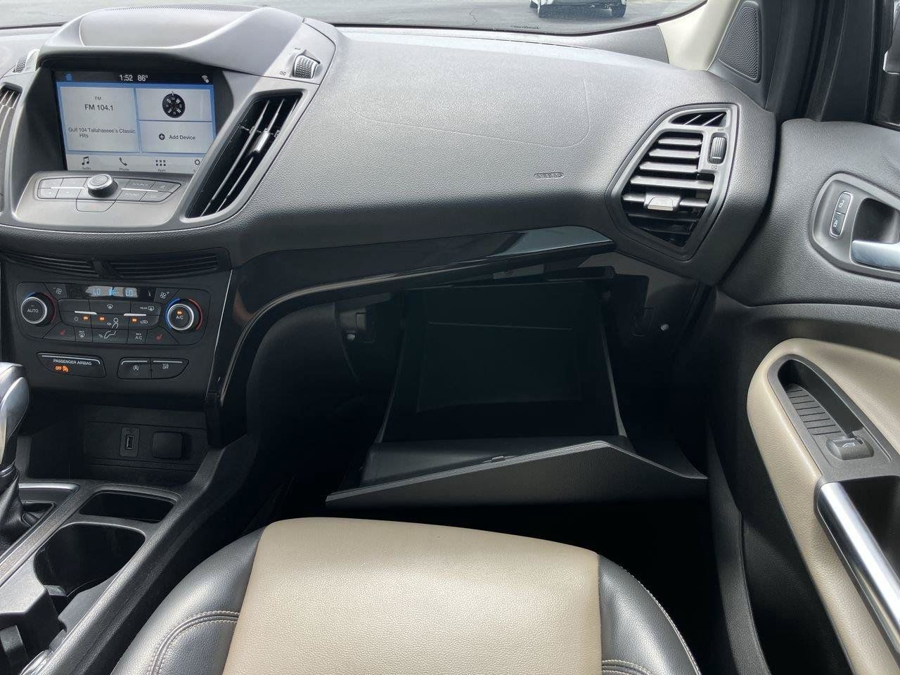 Used 2019 Ford Escape SEL FWD image 15
