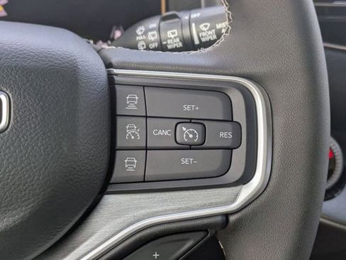 New 2025 Jeep Wagoneer Series II w/ Premium Group I image 29