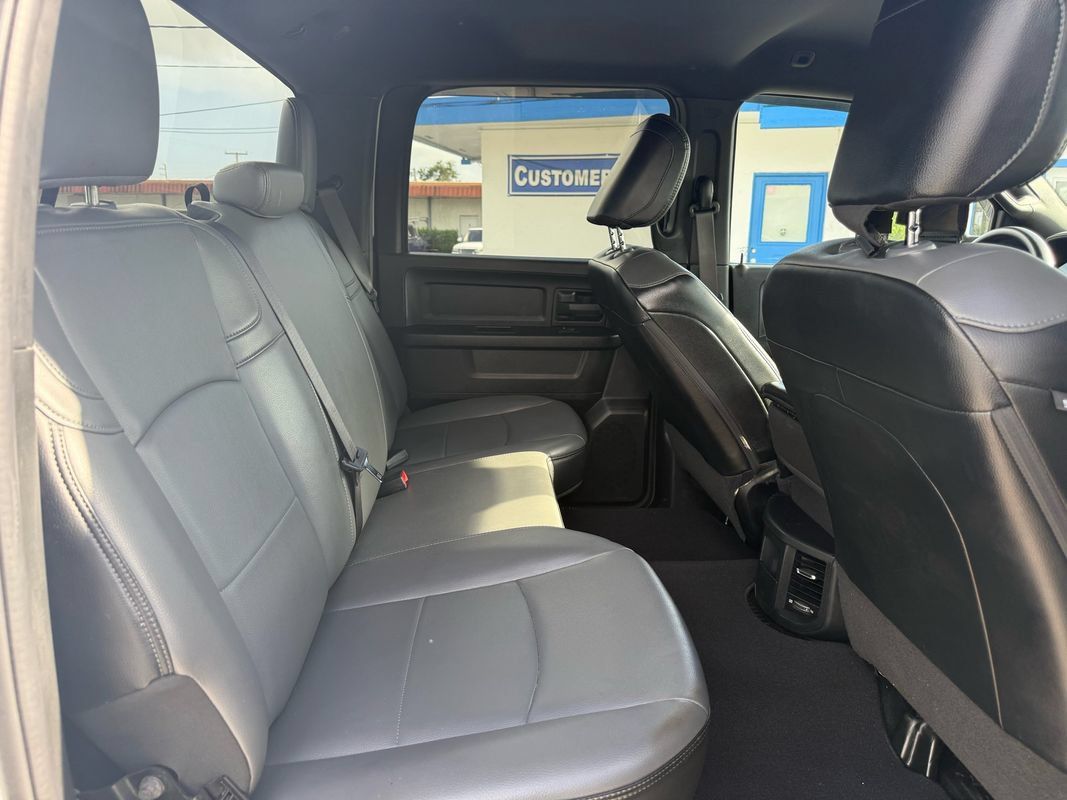 Used 2022 RAM 3500 Tradesman AWD/4WD image 15