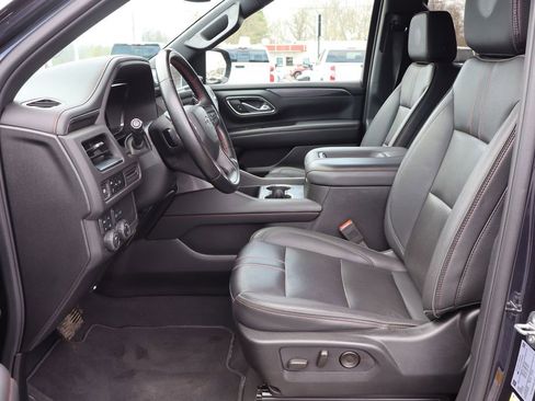 Used 2024 Chevrolet Tahoe RST image 4