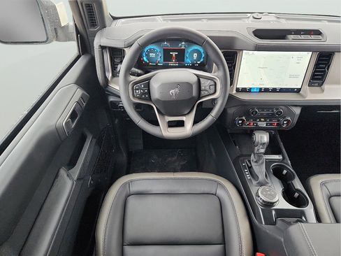 New 2026 Ford Bronco Outer Banks image 7