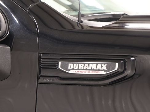 Used 2024 GMC Sierra 1500 Elevation w/ LPO, Elevation Black Package AWD/4WD image 31