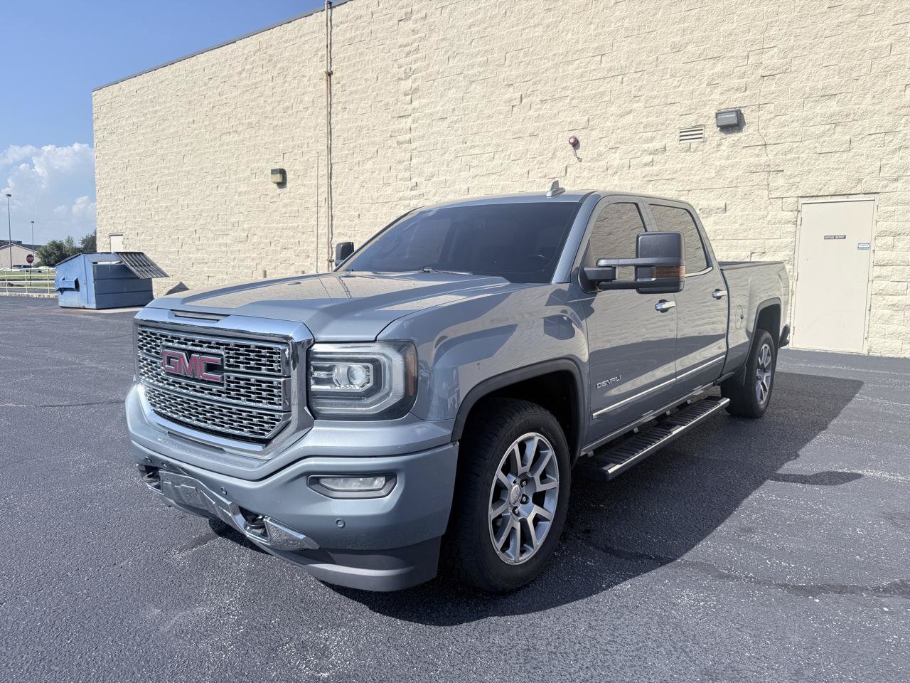 Used 2016 GMC Sierra 1500 Denali AWD/4WD image 1
